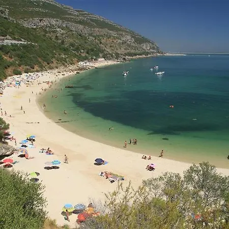 アパート - River View